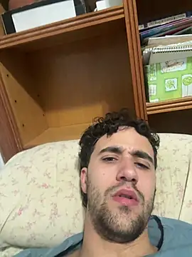 aavrdvh33 online show from January 17, 3:43 am