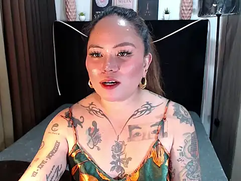 Snapshot of EstellaStarXxx chatting on July 17, 5:43 pm EstellaStarXxx online show from July 17, 5:43 pm