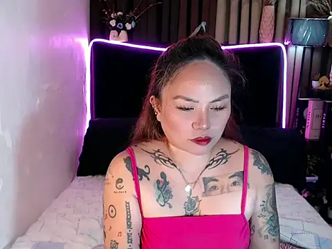 Snapshot of EstellaStarXxx chatting on June 5, 7:14 am EstellaStarXxx online show from June 5, 7:14 am