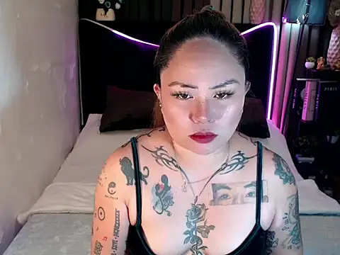 Snapshot of EstellaStarXxx chatting on June 14, 6:14 am EstellaStarXxx online show from June 14, 6:14 am
