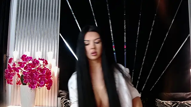 KenyaCruz online show from February 15, 7:13 pm