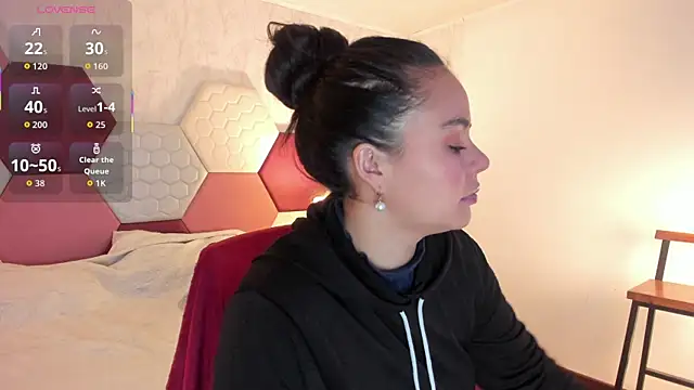 ArielleWilde online show from November 4, 2:48 am