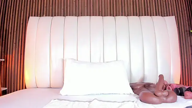 SandraMilerr online show from March 5, 4:31 am