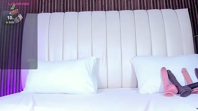 SandraMilerr online show from December 19, 4:16 am