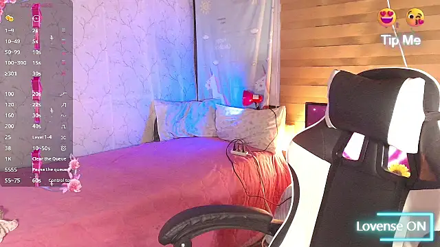 TssluttyNikka online show from May 1, 7:08 pm