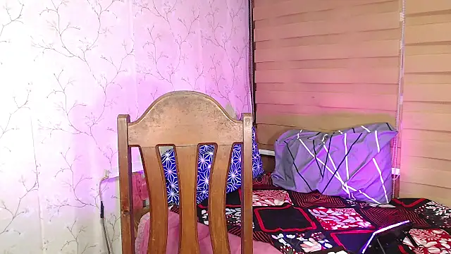 TssluttyNikka online show from September 10, 2:16 pm