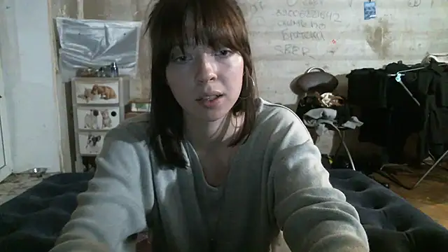 Snapshot of graylovescookies chatting on September 10, 6:18 pm graylovescookies online show from September 10, 6:18 pm