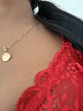 Snapshot of Michell_em chatting on February 11, 6:52 pm Michell em online show from February 11, 6:52 pm