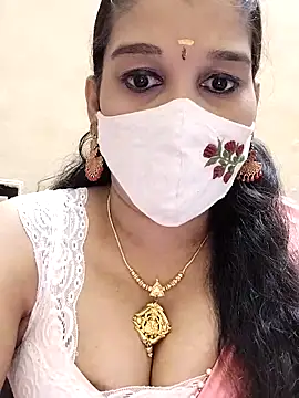 amelia-rani online show from May 28, 1:06 pm