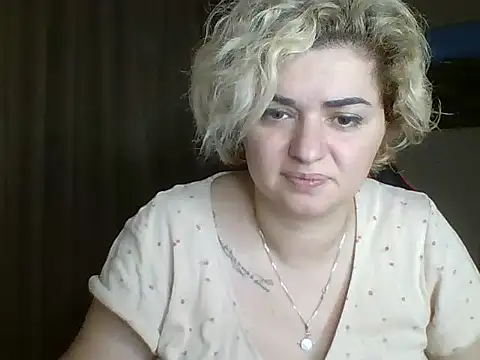 Snapshot of Wymini chatting on September 20, 8:03 pm Wymini online show from September 20, 8:03 pm