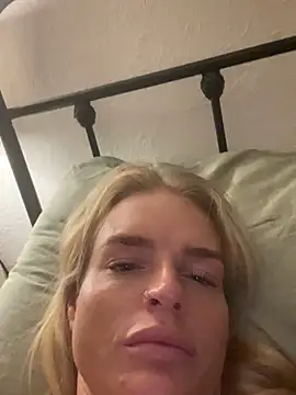 JessieMaeBabe online show from November 28, 9:15 pm