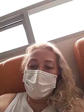 sofiacurvy 45 online show from April 15, 5:28 pm