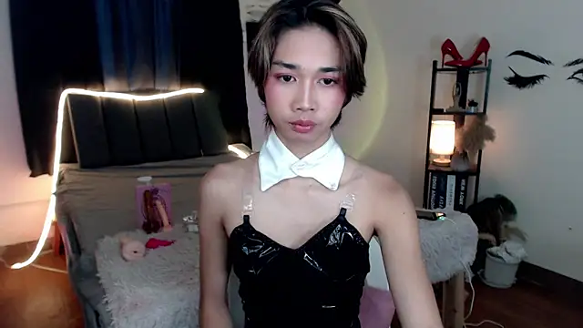 Lavictoriathegreat online show from January 13, 8:51 am