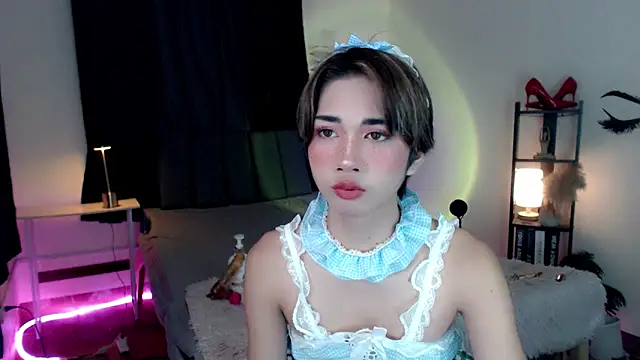 Lavictoriathegreat online show from December 5, 8:06 pm