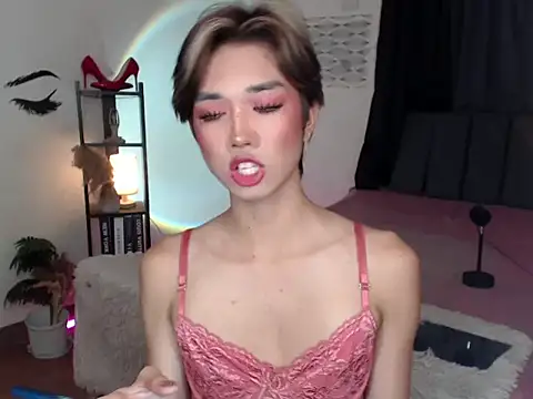 Lavictoriathegreat online show from November 18, 1:25 pm