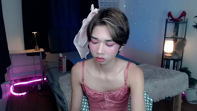 Lavictoriathegreat online show from November 21, 2:27 pm