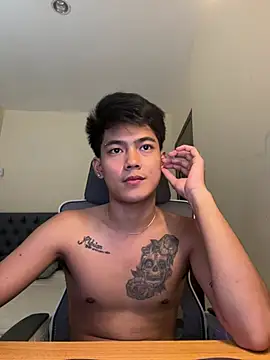 Snapshot of Prince_kiyoshi chatting on July 6, 4:52 am Prince kiyoshi online show from July 6, 4:52 am