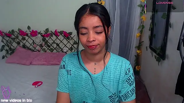 Angie Lee01 online show from September 19, 1:26 pm