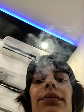 Snapshot of sweetchery999999 chatting on October 28, 3:11 pm sweetchery999999 online show from October 28, 3:11 pm