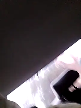 Snapshot of sweetchery999999 chatting on November 7, 1:37 pm sweetchery999999 online show from November 7, 1:37 pm