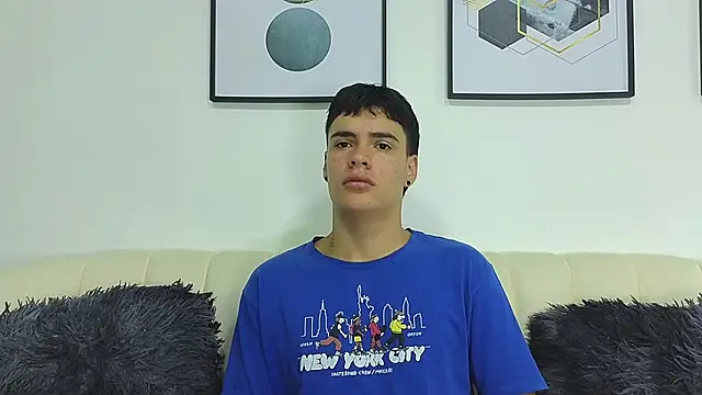 BenitoSaenz online show from April 12, 12:52 pm