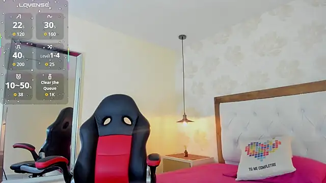 IRISCLARK1 online show from February 12, 7:24 pm