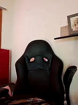 Snapshot of Luna_20x chatting on December 1, 7:04 pm Luna 20x online show from December 1, 7:04 pm