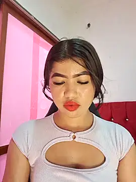 Snapshot of Luna_20x chatting on October 27, 7:15 pm Luna 20x online show from October 27, 7:15 pm