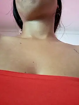 Snapshot of Luna_20x chatting on November 3, 7:39 pm Luna 20x online show from November 3, 7:39 pm