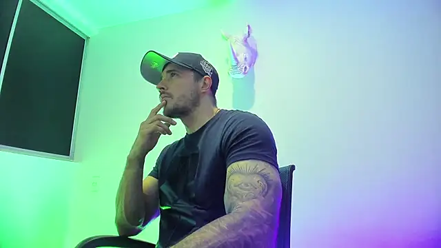 Snapshot of Dagoti chatting on February 20, 1:02 am Dagoti online show from February 20, 1:02 am