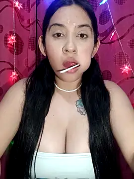 Snapshot of VALENTINA_ROUSE_ chatting on October 23, 12:31 am VALENTINA ROUSE online show from October 23, 12:31 am