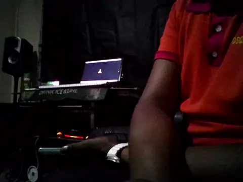 OnlyMoneyIwanT online show from February 22, 10:50 am