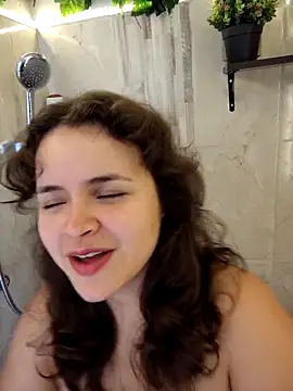 Snapshot of SeleneLuminari8 chatting on February 6, 5:42 pm SeleneLuminari8 online show from February 6, 5:42 pm