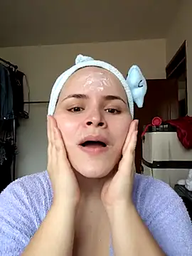 SeleneLuminari8 online show from May 11, 4:04 pm