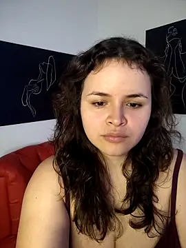 SeleneLuminari8 online show from April 7, 12:07 pm