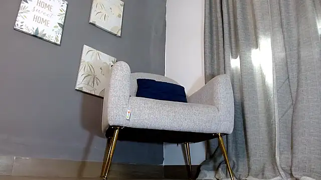 emily ox0 online show from February 13, 6:19 pm