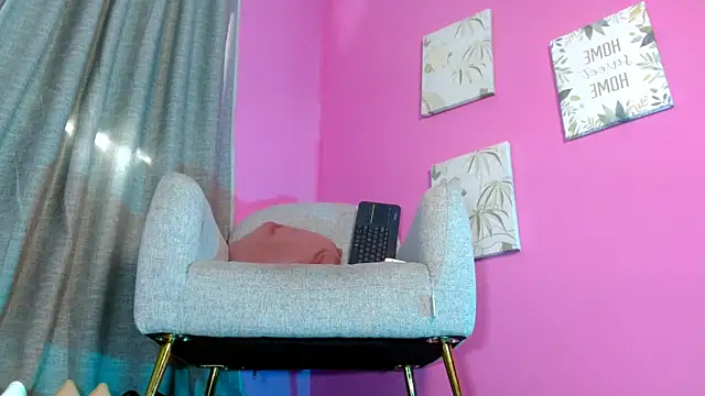 emily ox0 online show from July 6, 8:11 pm