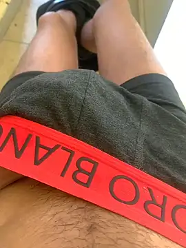 Aq2006 online show from April 7, 1:46 pm