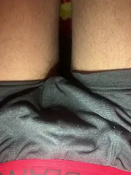 Aq2006 online show from April 2, 9:54 pm