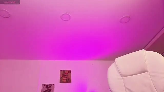 Snapshot of valkyria_12 chatting on June 11, 7:44 pm valkyria 12 online show from June 11, 7:44 pm
