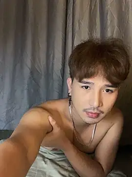 cute richard24 online show from April 22, 2:02 pm