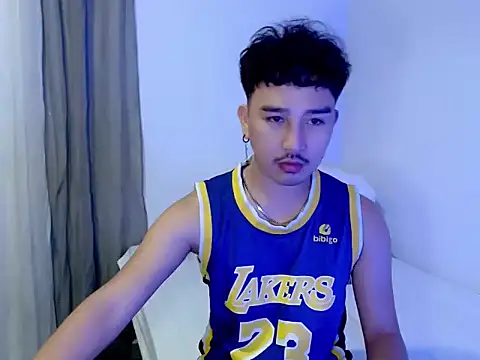 cute richard24 online show from June 11, 7:38 am
