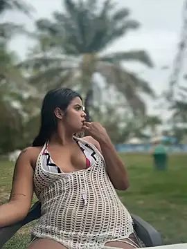 Kaily Sweet16 online show from February 2, 8:30 pm