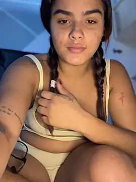 Kaily Sweet16 online show from January 9, 1:01 am