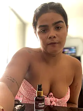 Kaily Sweet16 online show from November 5, 6:33 pm