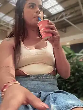 Kaily Sweet16 online show from November 4, 7:06 pm