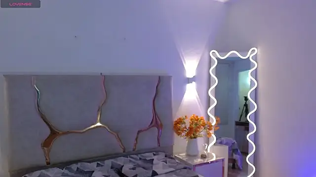 Rosalind tay online show from November 14, 10:52 am