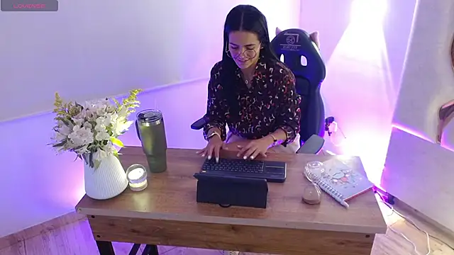 Rosalind tay online show from October 24, 10:58 am