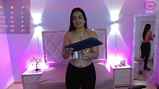 Rosalind tay online show from March 12, 11:36 am