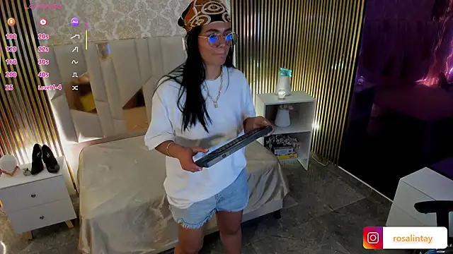 Rosalind tay online show from October 1, 10:30 am